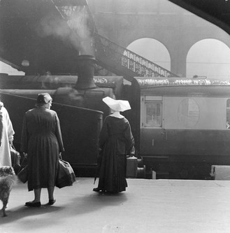 negative - Kings Cross Station